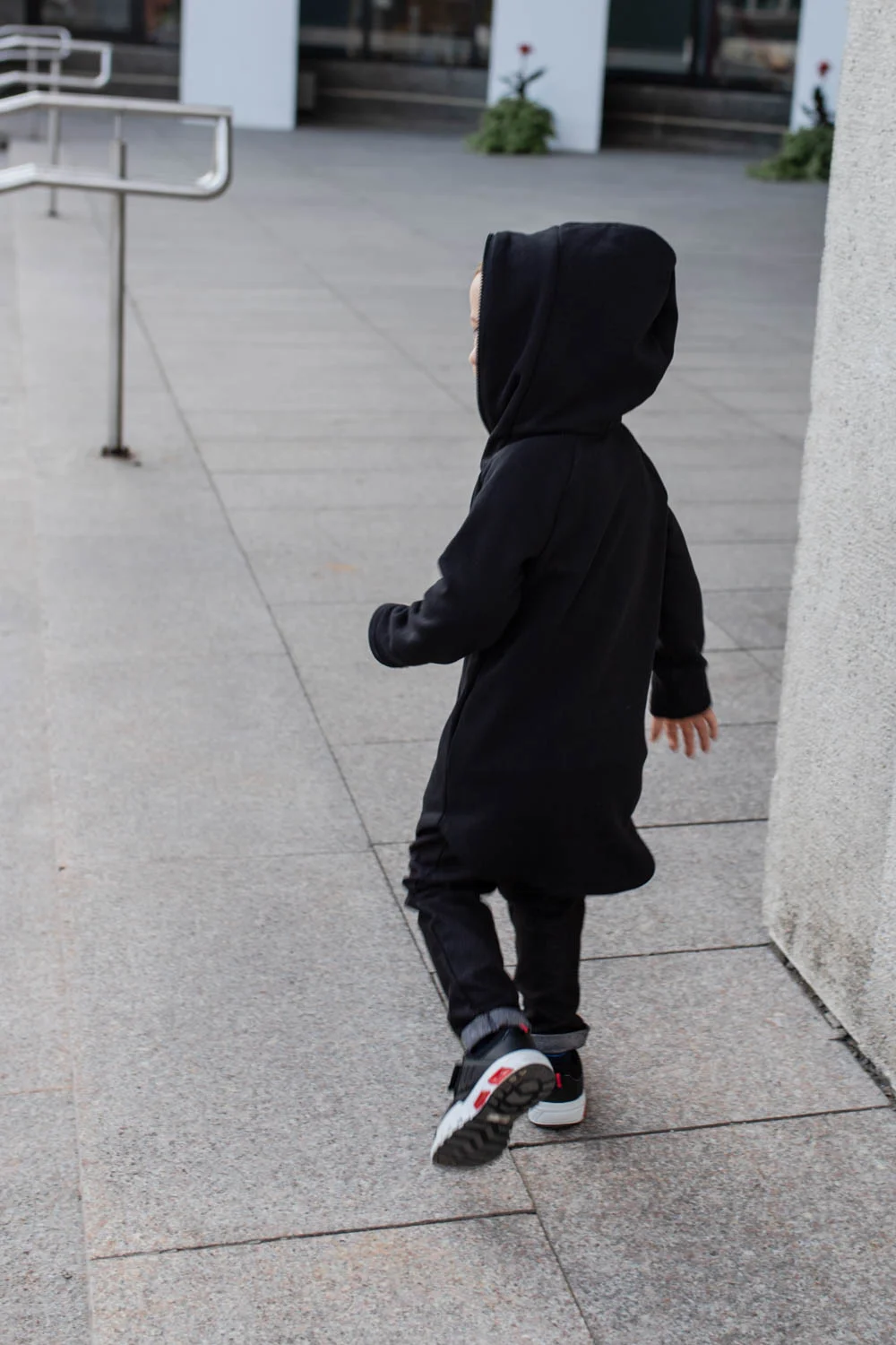 Black zipped jumper with hood for kid ‘SEA’