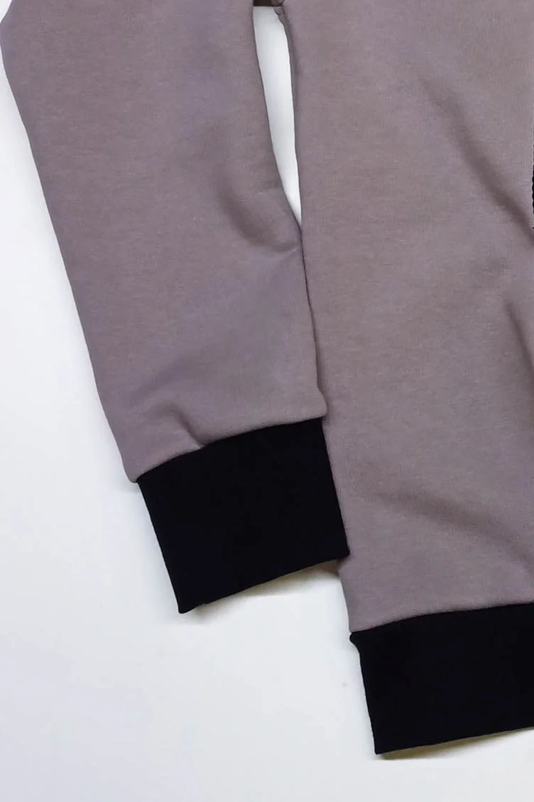 Unisex casual jumper from eco cotton knit – Hero of the DARK