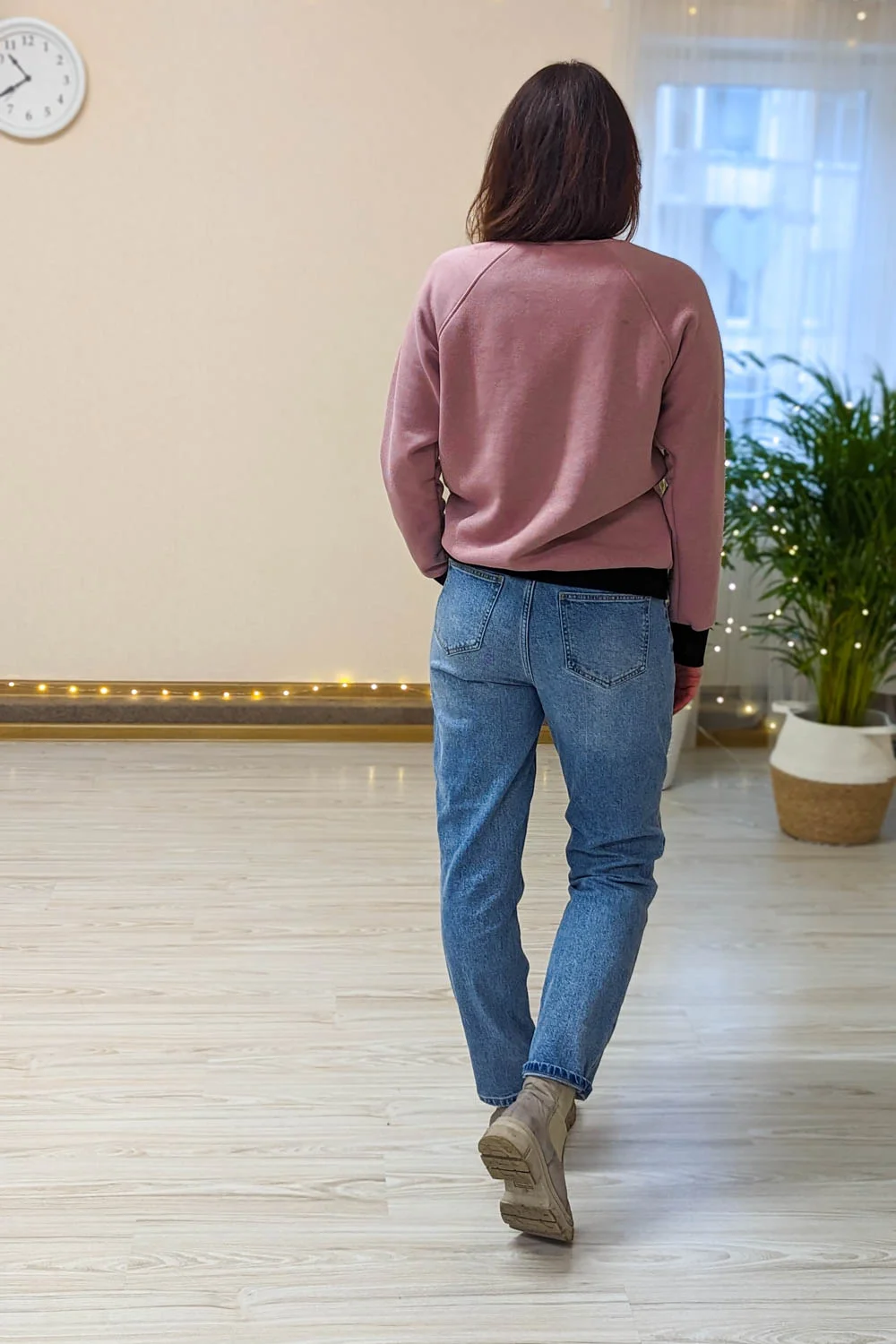 Unisex casual jumper from eco cotton knit – Hero of the DARK