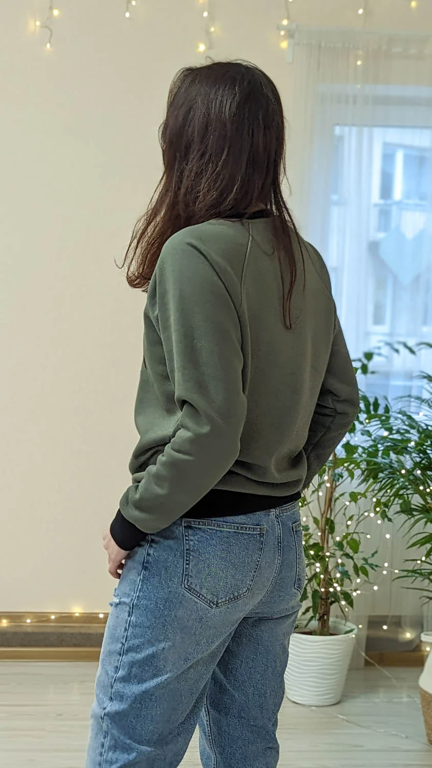 Unisex casual jumper from eco cotton knit – Hero of the DARK