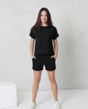 Women summer shorts with pockets