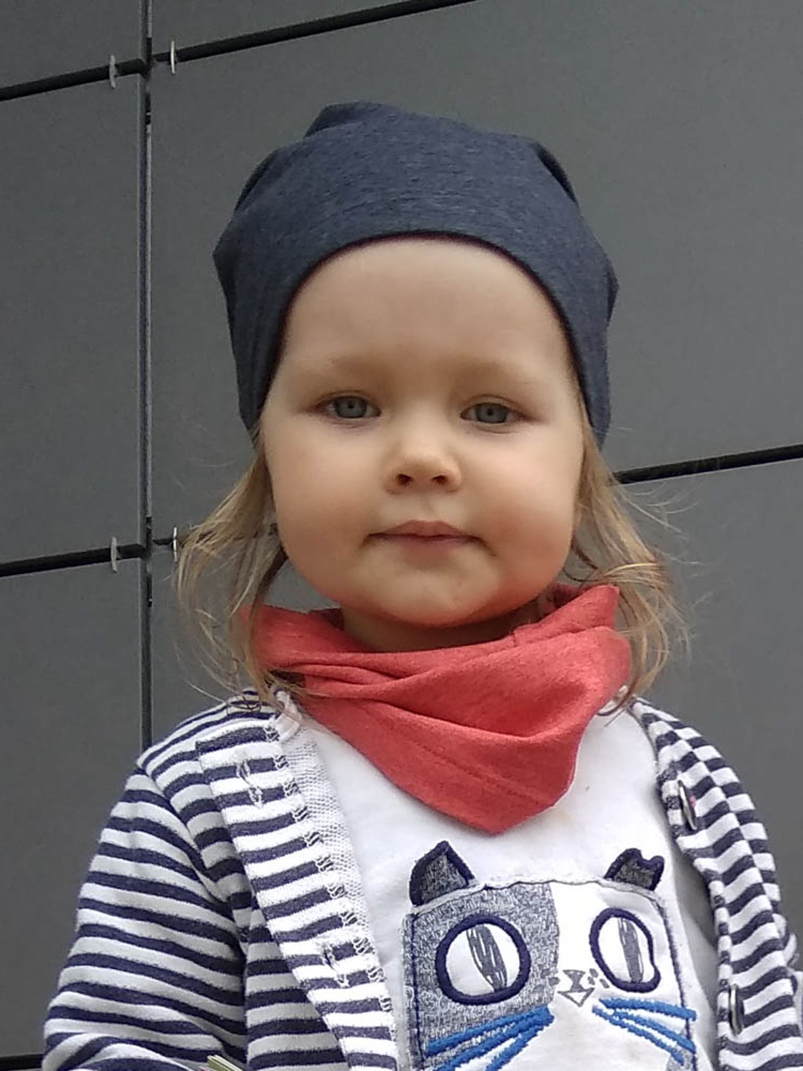 Thin neck gaiter for kids and adults