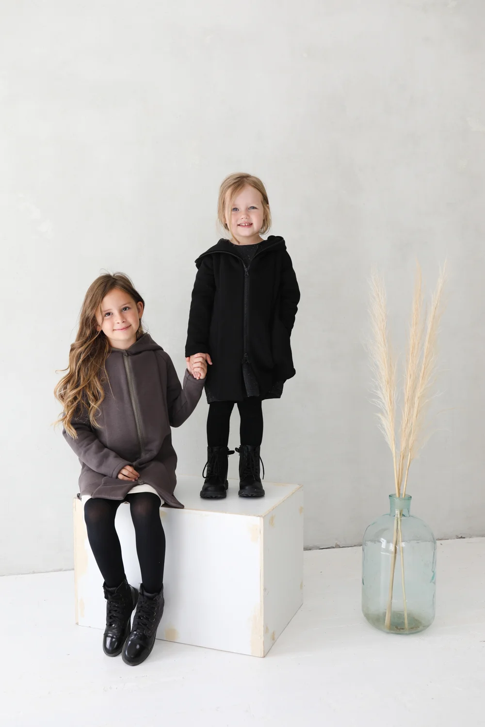 Comfortable hoodie with zipper for kids ‘SEA’