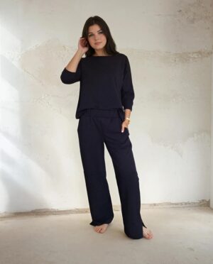 Elegant Black Pants with Side Slits